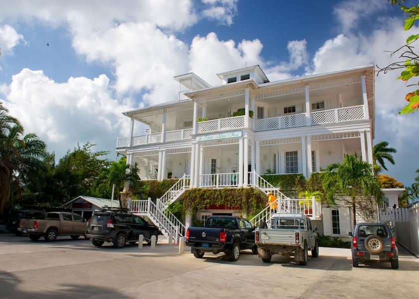 Belize Belize City Parking