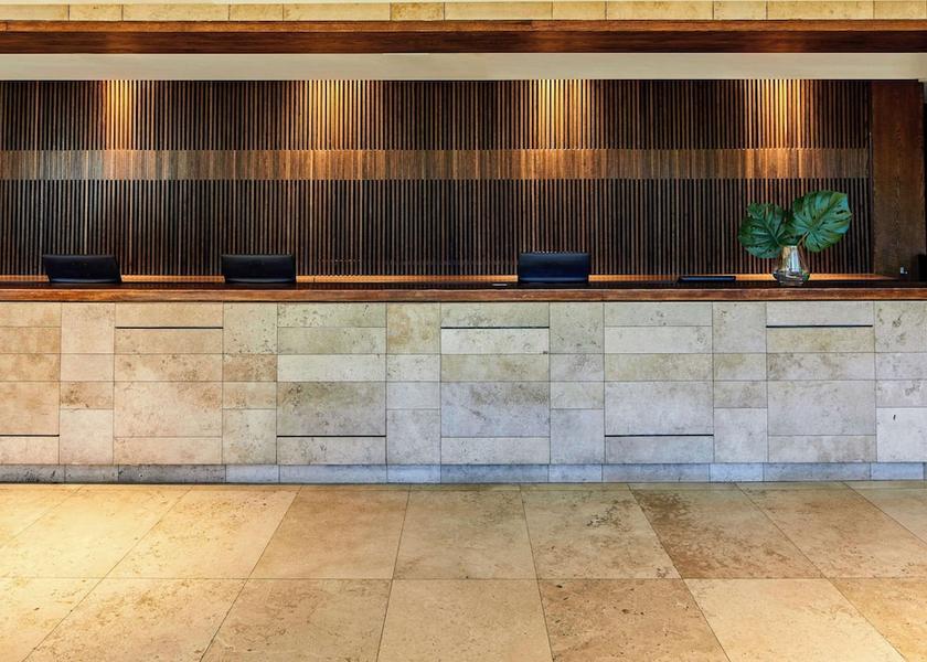 Santiago Santiago Lobby