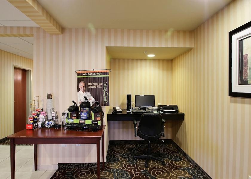 Wisconsin Oshkosh Business Centre