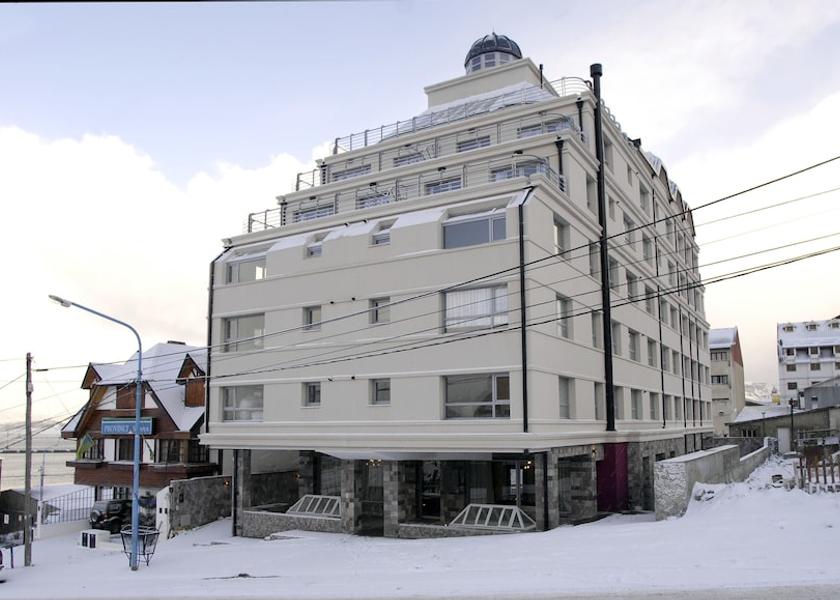 Magallanes Ushuaia Facade