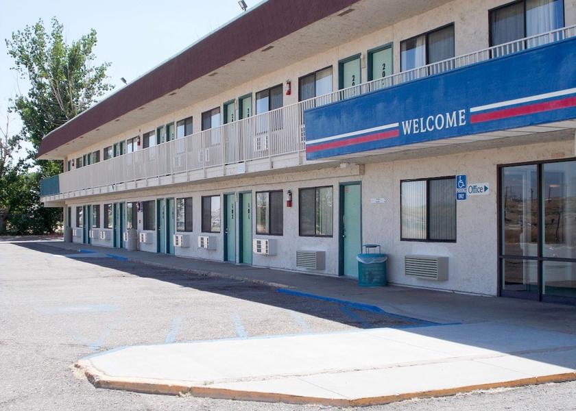 Utah Green River Facade