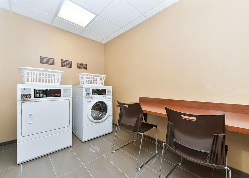 South Dakota Sioux Falls Laundry Room