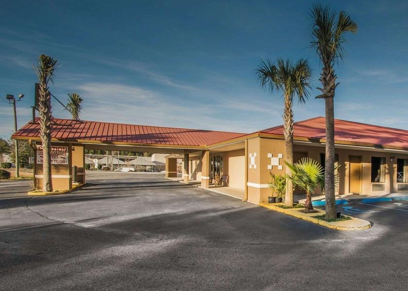 Florida De Funiak Springs Exterior