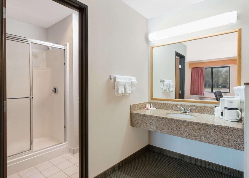 Arkansas Hot Springs Bathroom