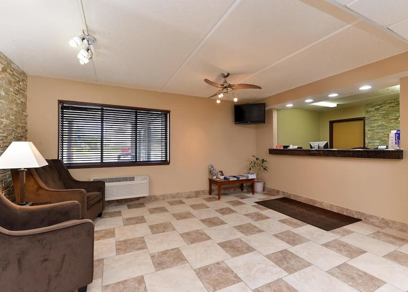 Iowa Clear Lake Business Centre