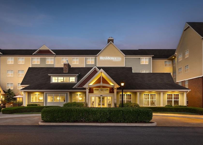 New York central islip Primary image