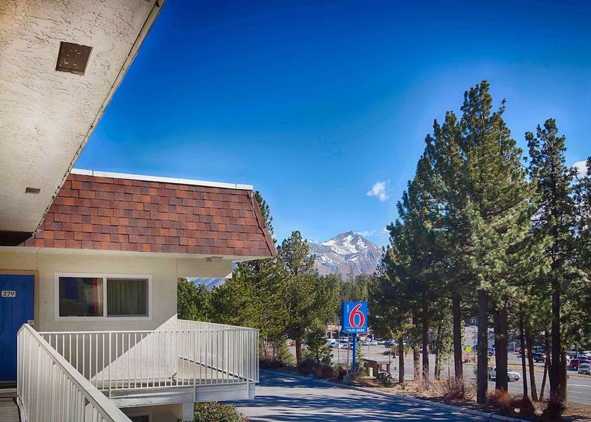 California Mammoth Lakes Exterior Detail