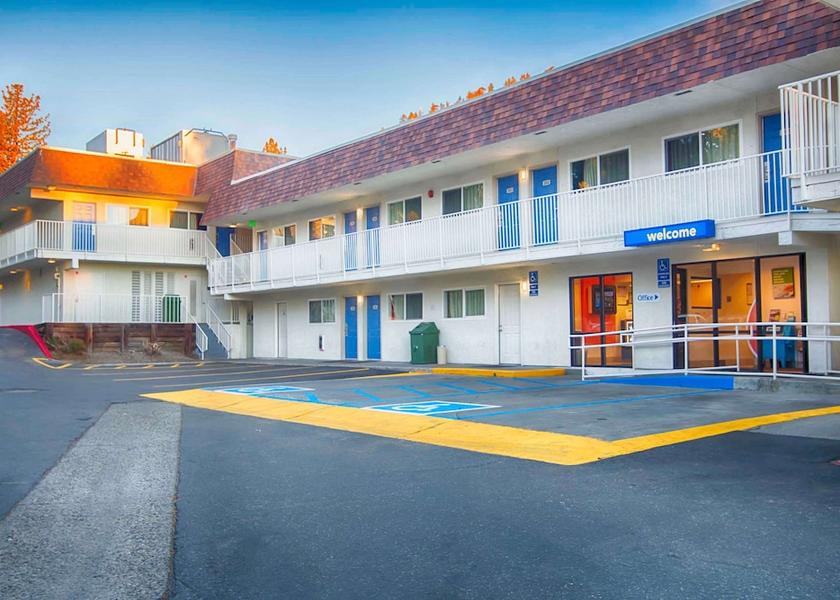 California Mammoth Lakes Exterior Detail