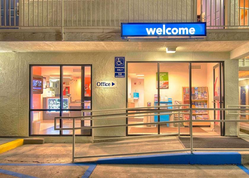 California Mammoth Lakes Exterior Detail