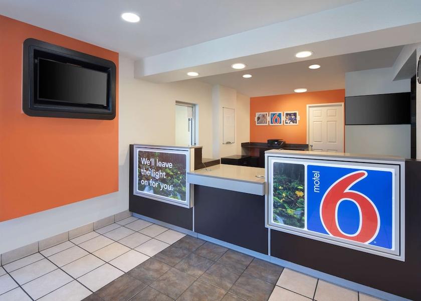 California Woodland Lobby