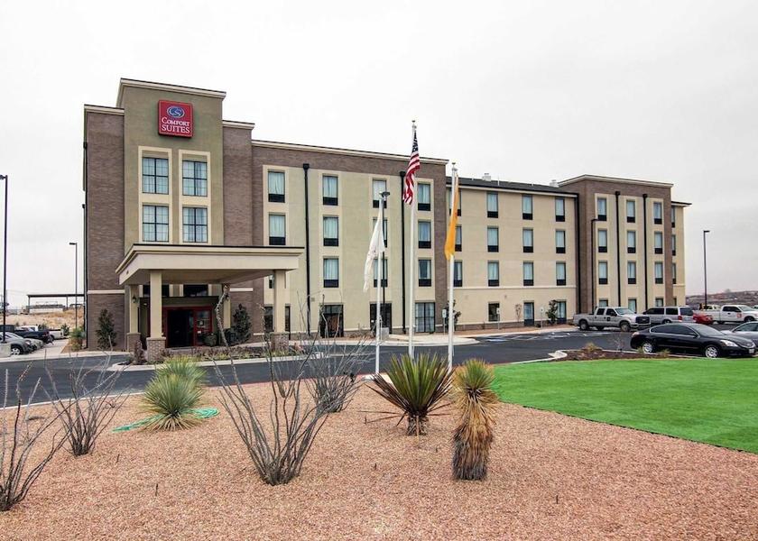 California Carlsbad Exterior Detail