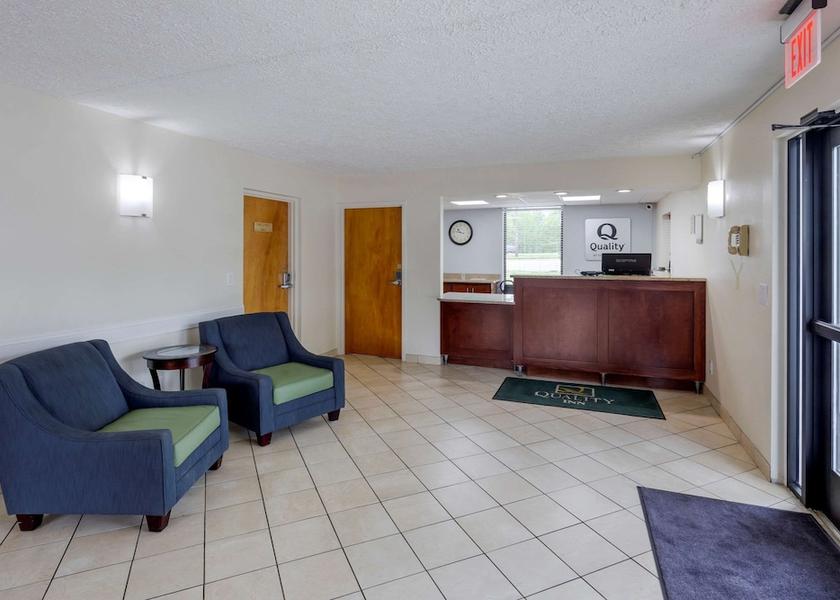 North Carolina Roxboro Lobby