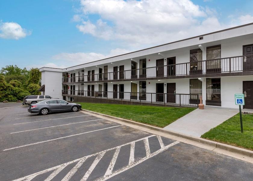 North Carolina Roxboro Exterior Detail