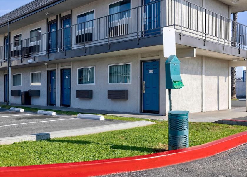 California Anaheim Exterior Detail