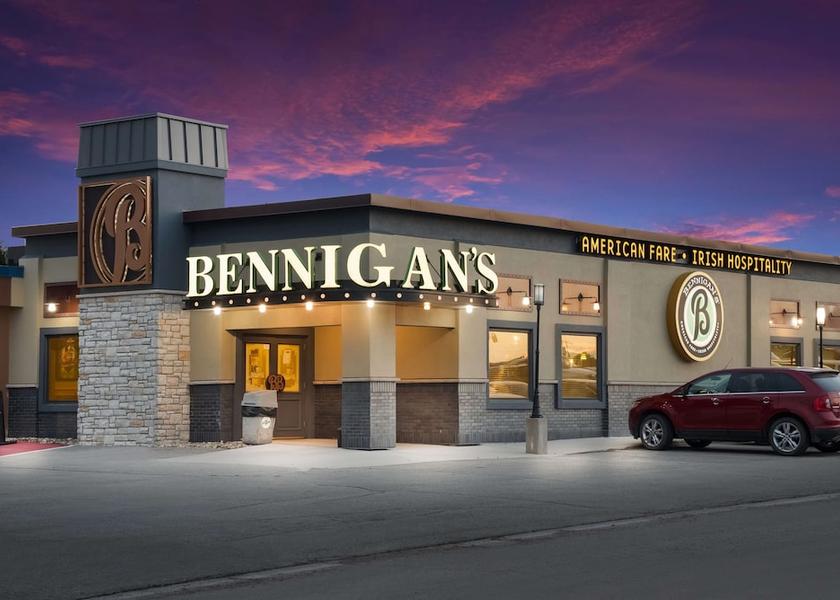 Iowa Clear Lake Exterior Detail