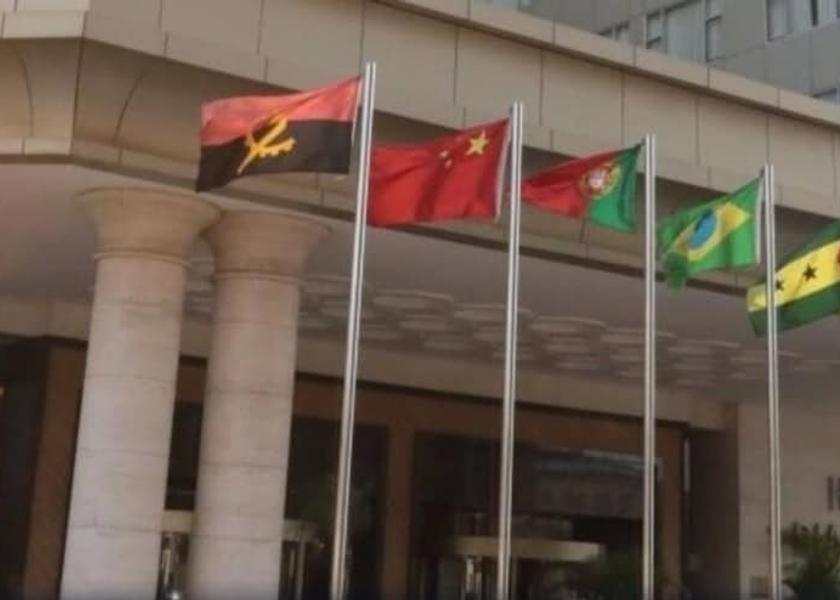  Luanda Exterior Detail