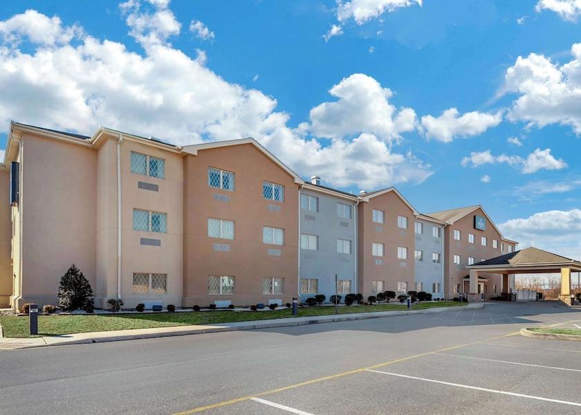 Georgia Smyrna Exterior Detail