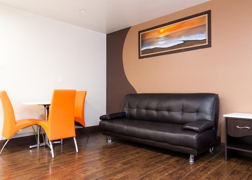 California Redondo Beach Room