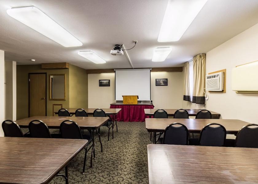 North Dakota Minot Meeting Room