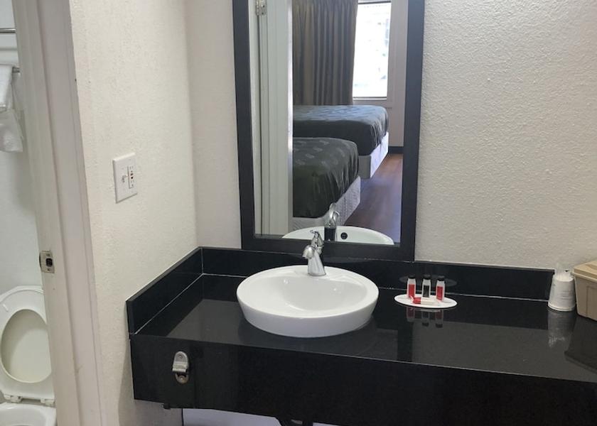 North Carolina Asheville Bathroom