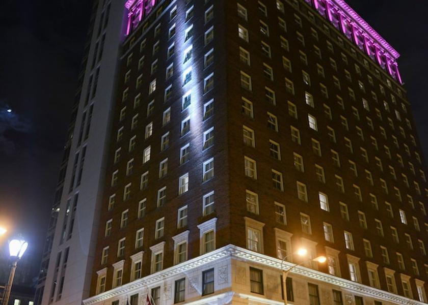 Missouri St. Louis Facade