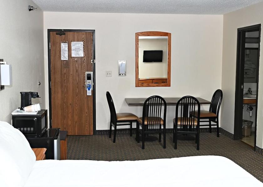 Minnesota Hibbing Room