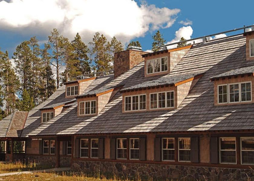 Wyoming Yellowstone National Park Exterior