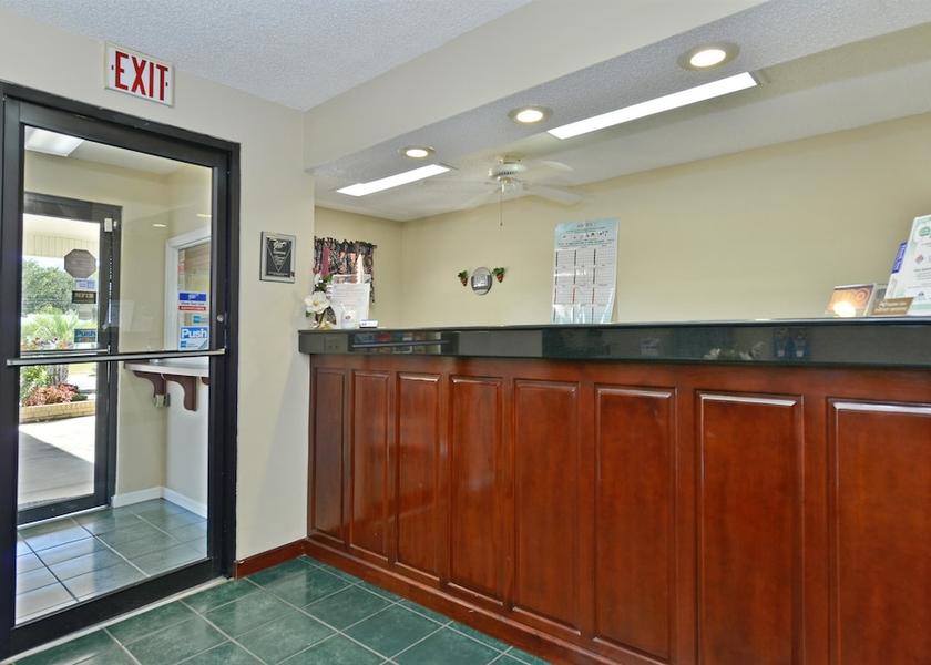 Georgia Hazlehurst Lobby