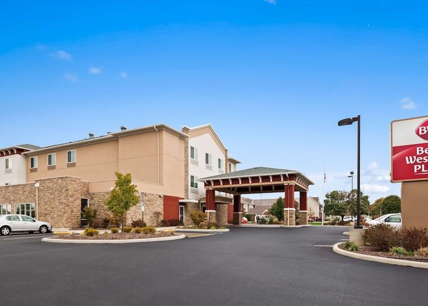 Ohio Poland Exterior Detail