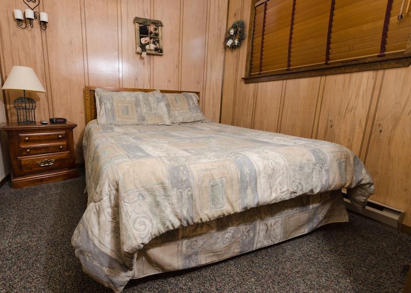 West Virginia Snowshoe Room