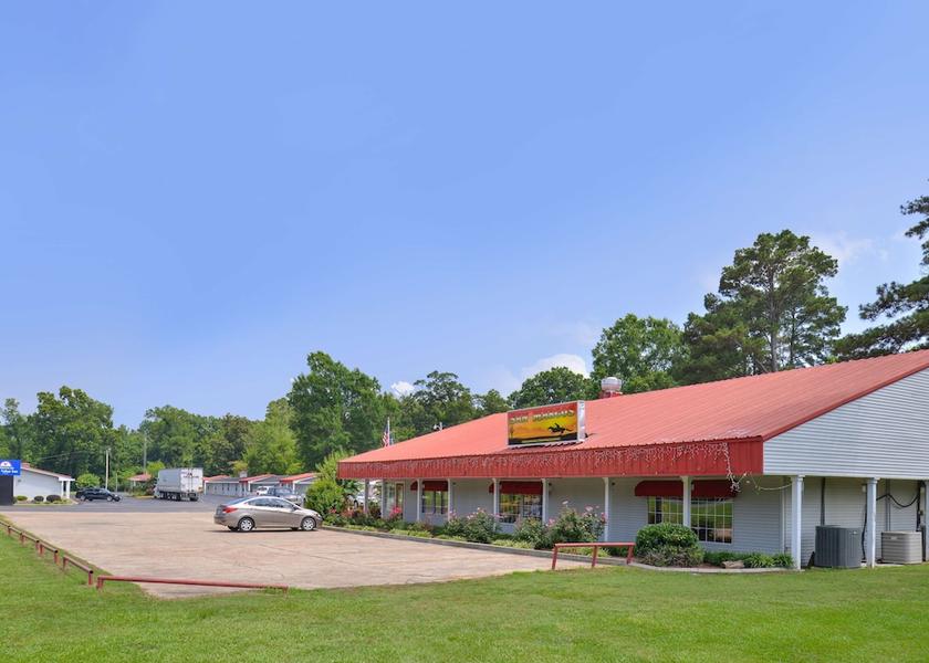 South Carolina Winnsboro Exterior Detail