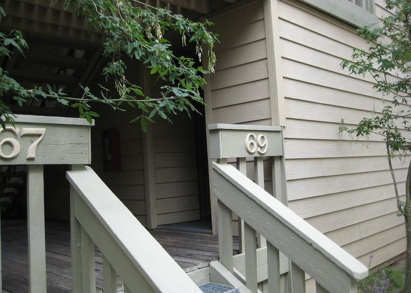 California Mammoth Lakes Entrance