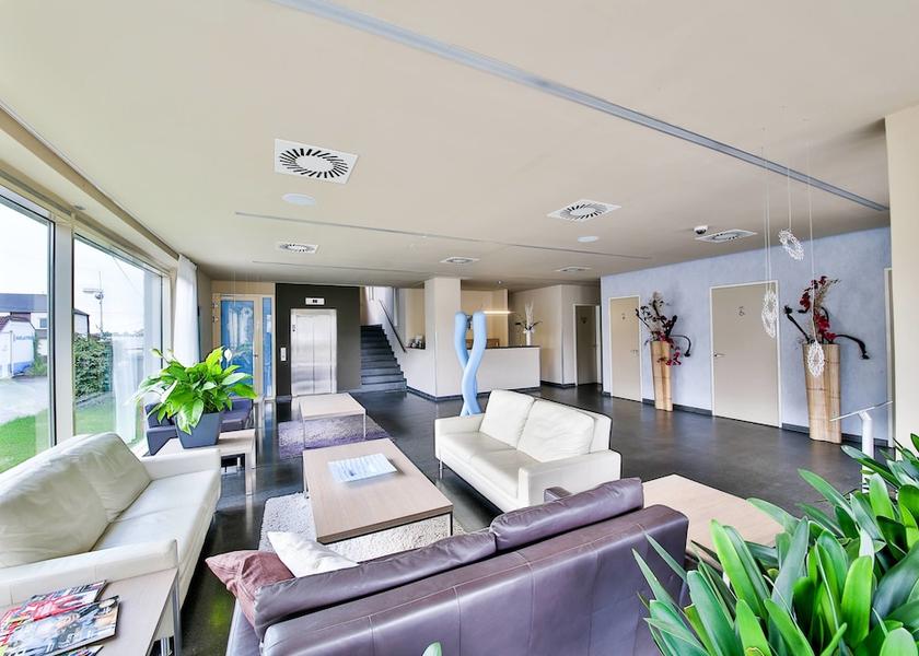 Central Bohemia (region) Horomerice Check-in Check-out Kiosk