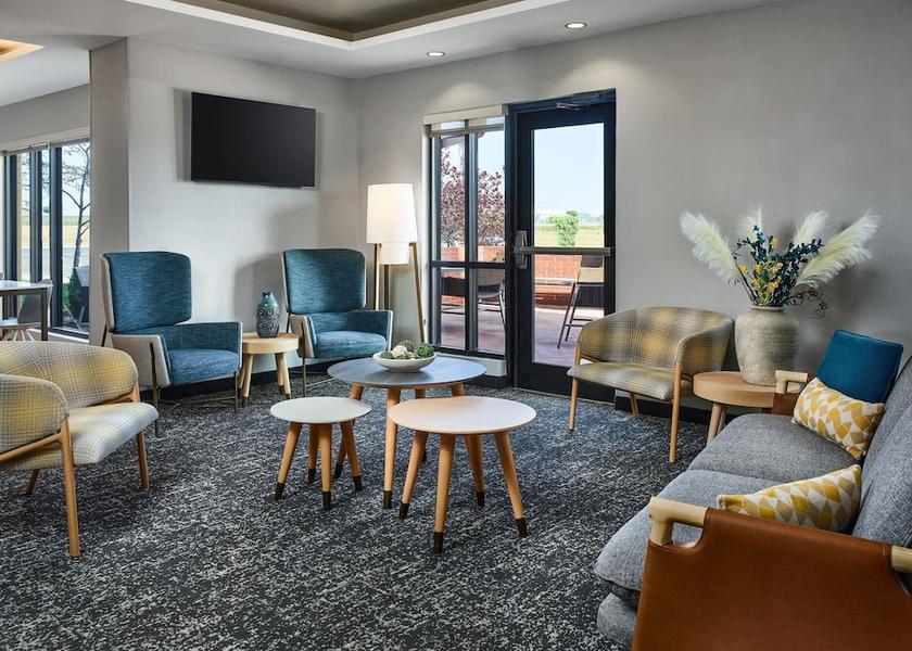 Kansas Garden City Lobby