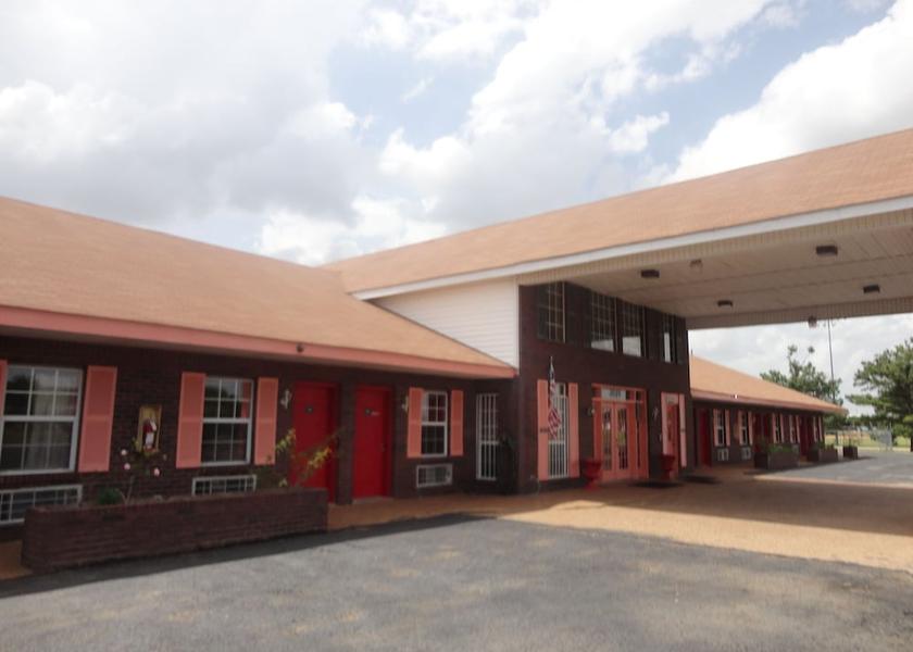 Mississippi Tunica Facade