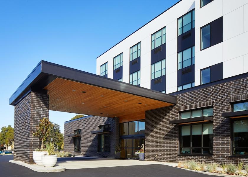 Oregon Eugene Exterior Detail