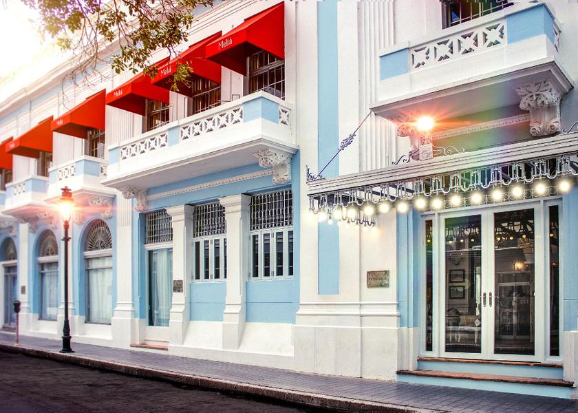  Ponce Hotel Exterior