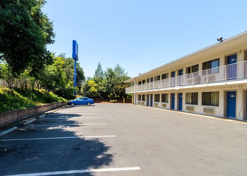 California Redding Exterior Detail