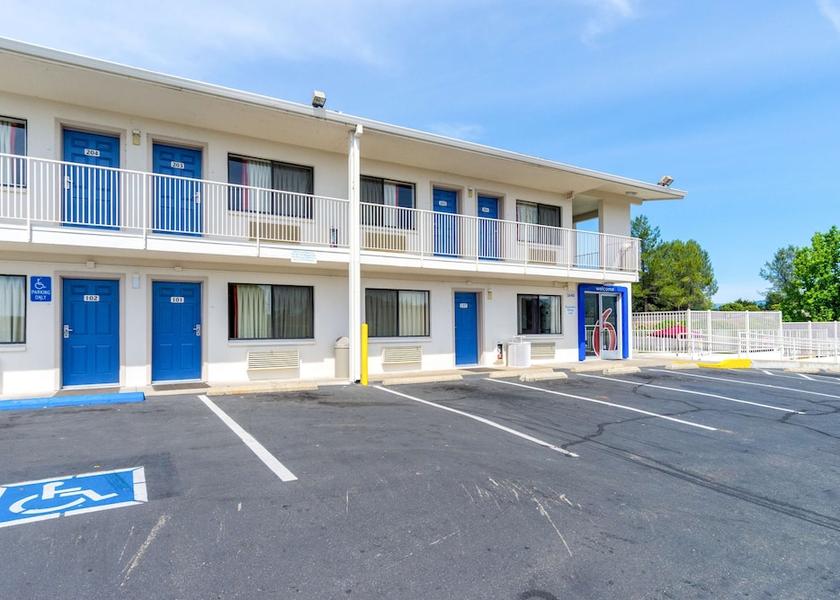 California Redding Exterior Detail