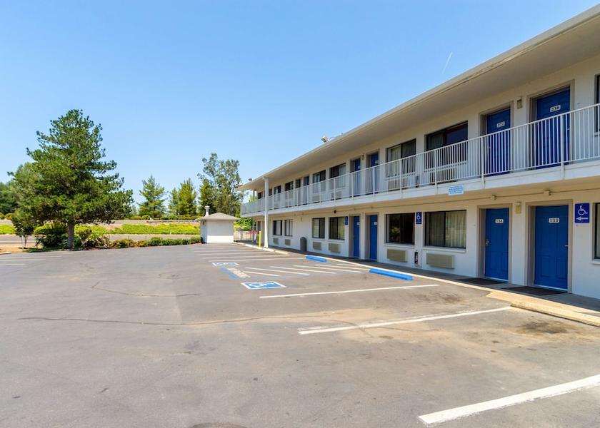 California Redding Exterior Detail