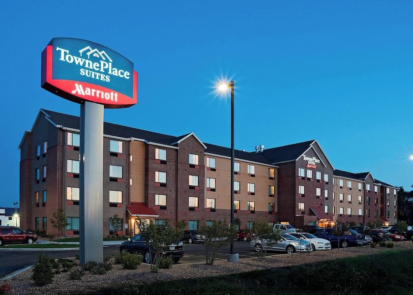 Kansas Dodge City Exterior Detail