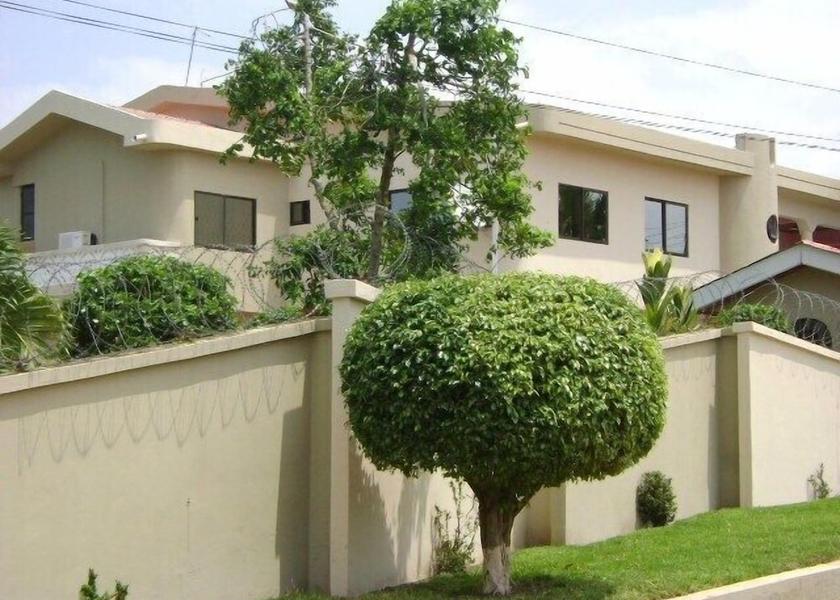  Accra Exterior Detail