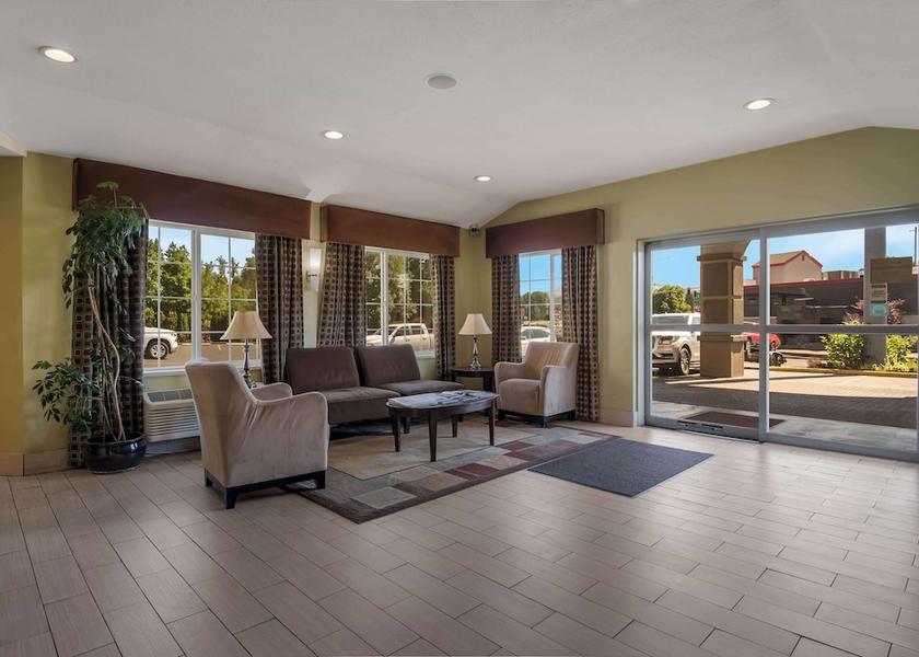 Minnesota Cottage Grove Lobby