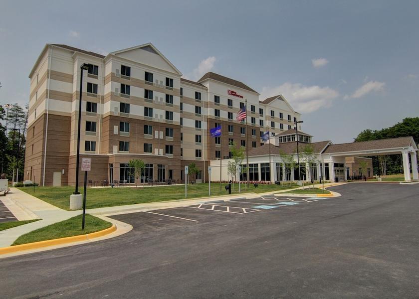 Virginia Woodbridge Property Grounds