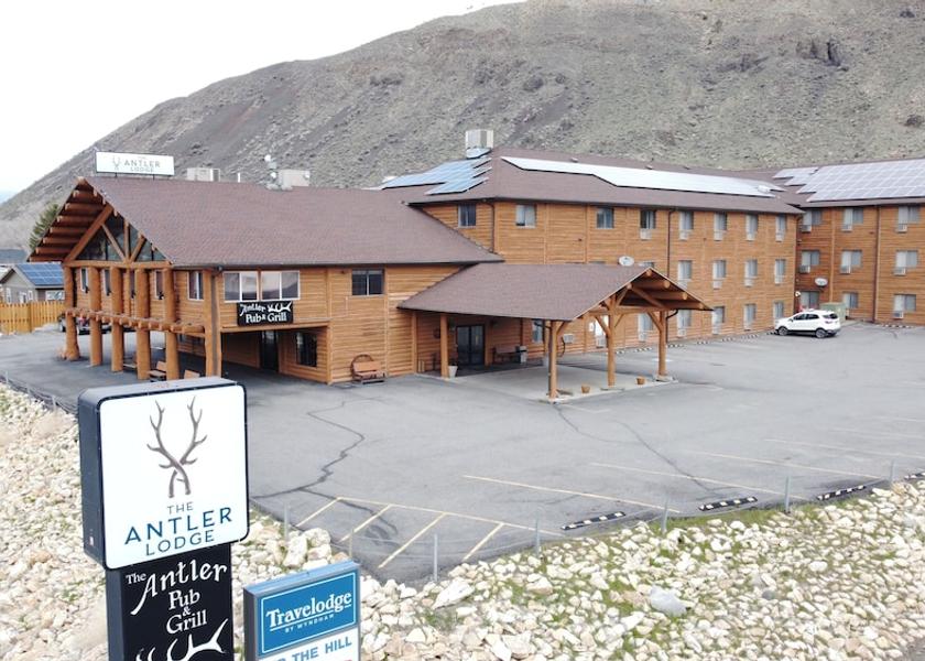 Montana Gardiner Facade