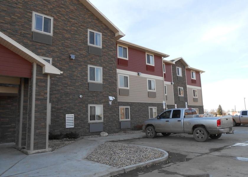 North Dakota Minot Exterior Detail