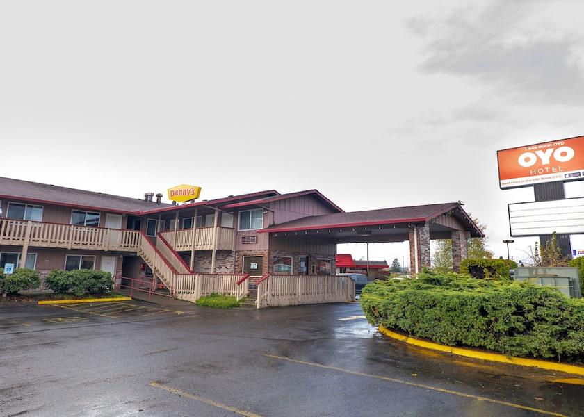Washington Chehalis Entrance