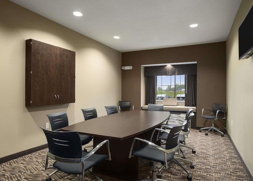 West Virginia Fairmont Meeting Room