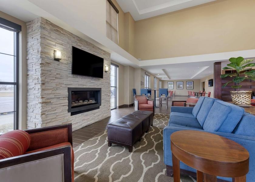 Minnesota Worthington Lobby