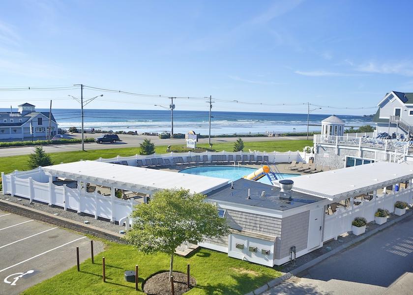 Maine York Beach Pool
